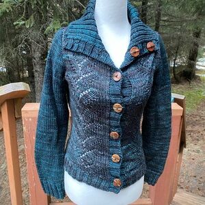 Women's Beautiful Hand Made Blue Sweater with Wooden Buttons Size Small